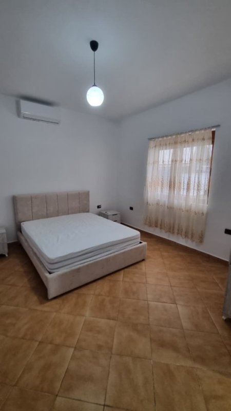 Jepet me Qira Apartament 3+1+2 ne Astir  550 €uro