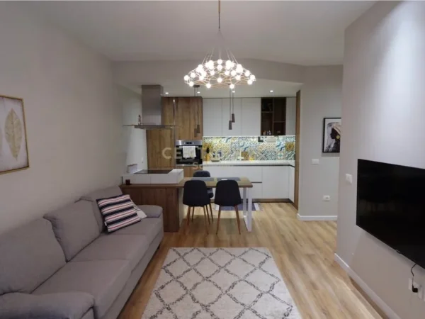 Tirane, shitet apartament 1+1 Kati 8, 65 m² 108.000 € (RRUGA LONI LIGORI)