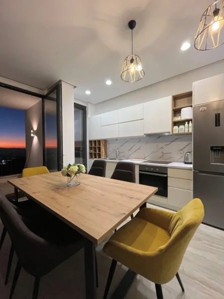 Tirane, jap me qera apartament 2+1+Aneks+Ballkon Kati 2, 115 m² (Rruga Hasan Bastari)