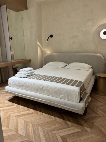 Tirane, shitet apartament 1+1 , 70 m²  (GARDEN BUILDING)