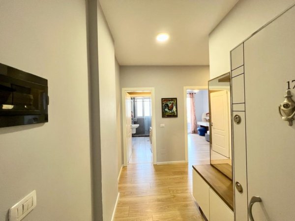 Tirane, jepet me qera apartament 2+1+Aneks+Ballkon Kati 5, 114 m² 720 € (Liqeni i Thate)