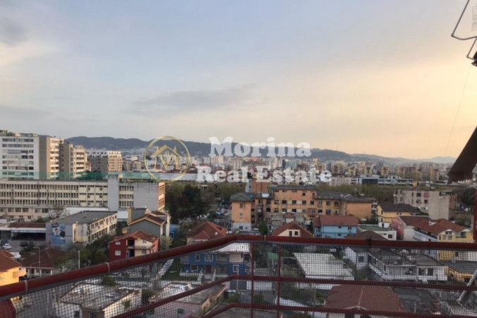 Tirane, jepet me qera apartament 3+1+Ballkon Kati 8, 120 m² 900 € (Don Bosko)