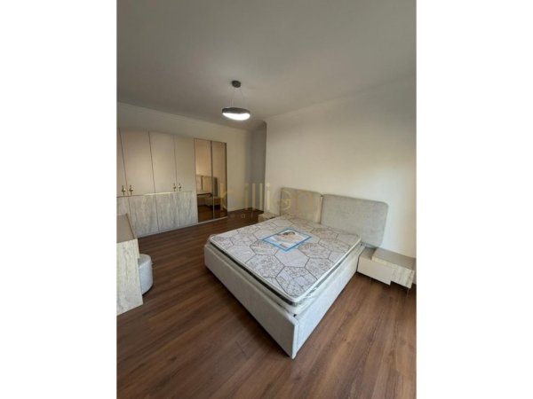 Durres, shitet apartament 2+1+Ballkon , 110 m² 148.000 € (Shkembi Kavajes)