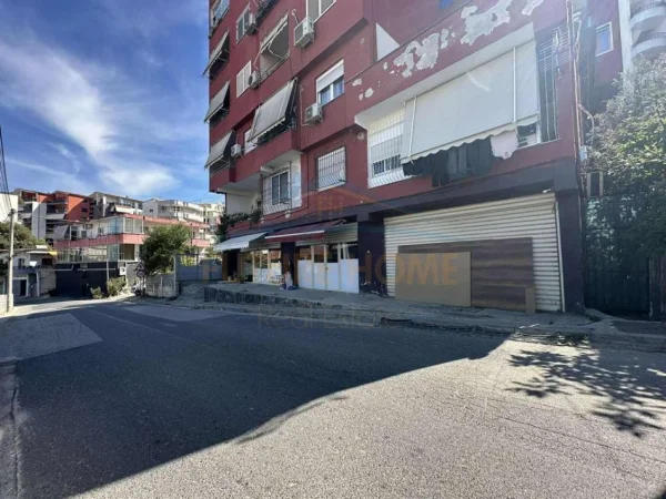 Tirane, shitet ambjent biznesi Kati 0, 177 m² 385.000 € 