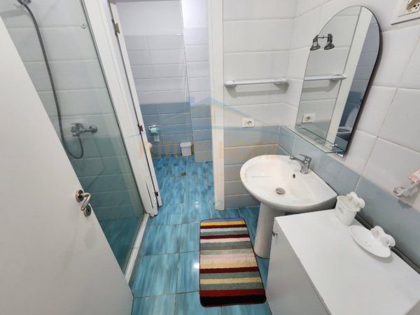 Tirane, jepet me qera apartament duplex Dublex Kati 0, 119 m² 650 € (KODRA E DIELLIT 2)