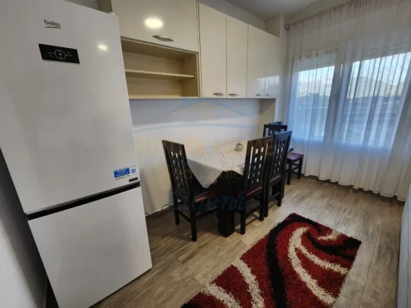 Tirane, jepet me qera apartament duplex Dublex Kati 0, 119 m² 650 € (KODRA E DIELLIT 2)