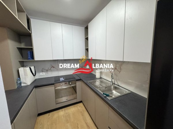 Tirane, shitet apartament 2+1+Ballkon Kati 7, 96 m² 150,000 € (Ne Yzberisht, prane Nela 6)
