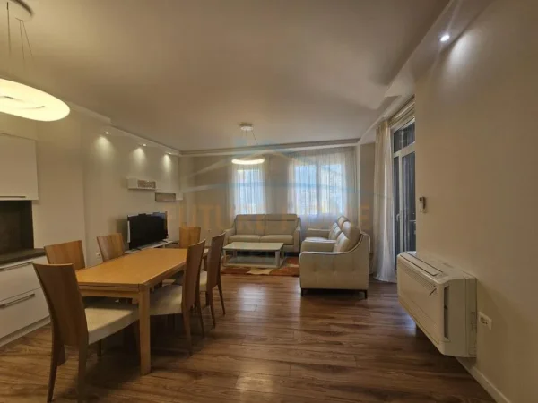 Tirane, jepet me qera apartament 2+1 Kati 5, 119 m² 1.200 € (Rruga George Bush , Toptani)