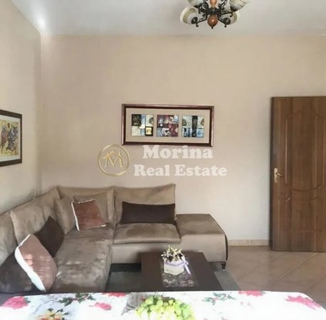 Tirane, shitet Vile 2 Katshe , 223 m² 250.000 € (Kodra e Priftit)