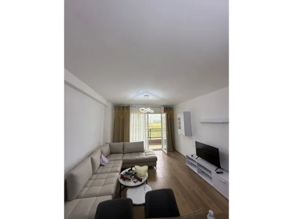 Tirane, jepet me qera apartament 2+1 Kati 4, 108 m² 600 € (Astir , Vila L)