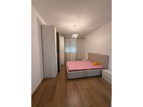 Tirane, jepet me qera apartament 2+1 Kati 4, 108 m² 600 € (Astir , Vila L)