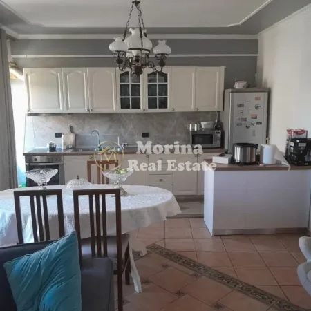 Tirane, shitet apartament 2+1 Kati 3, 140 m² 224.000 € (Tregu Elektrik)