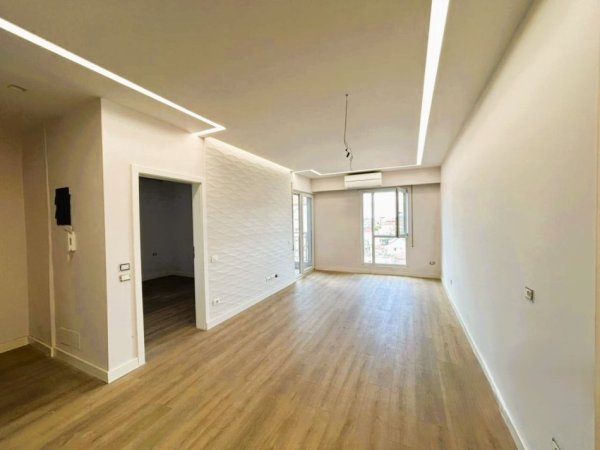 Tirane, shitet apartament 2+1 Kati 4, 96 m² 273.000 € (SHKOLLA E KUQE)