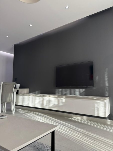 Tirane, jepet me qera apartament 2+1 Kati 2, 110 m² 750 € (Ali Demi, prane BioJu)