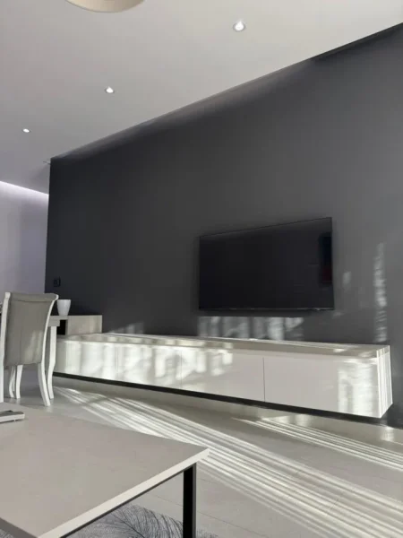 Tirane, jepet me qera apartament 2+1 Kati 2, 110 m² 750 € (Ali Demi, prane BioJu)