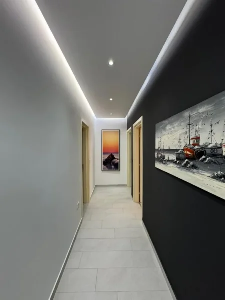 Tirane, jepet me qera apartament 2+1 Kati 2, 110 m² 750 € (Ali Demi, prane BioJu)