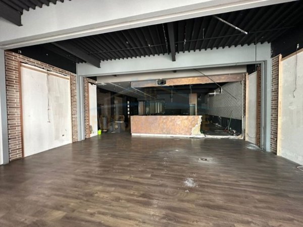 Tirane, shitet ambjent biznesi Kati 0, 292 m² 800.000 € (RRUGA ISMAL QEMALI)