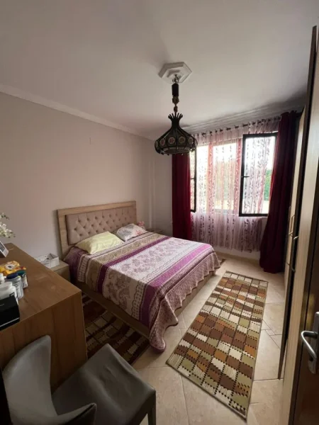 Shitet, Godinë Multifunksionale, pranë Oxhakut, Tiranë - 1.600.000€ | 1000 m²