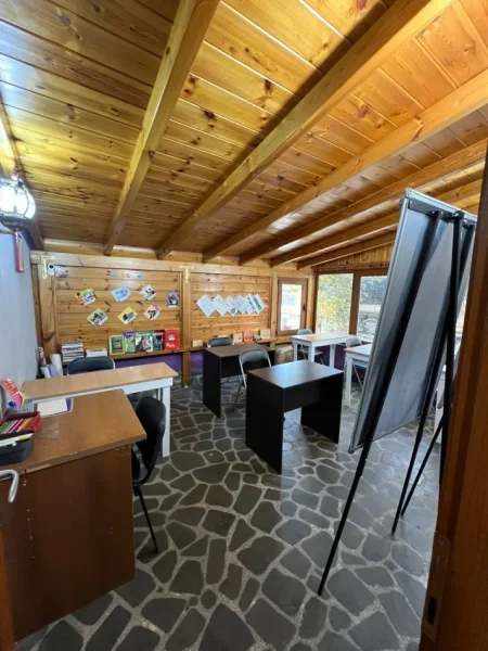 Shitet, Godinë Multifunksionale, pranë Oxhakut, Tiranë - 1.600.000€ | 1000 m²