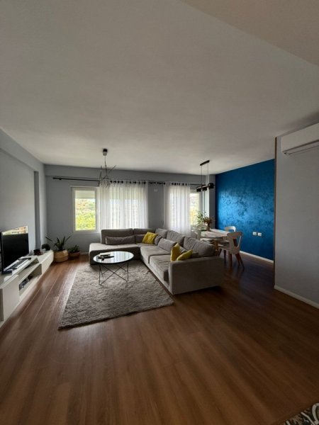 Tirane, jepet me qera apartament duplex 2+1+Ballkon Kati 1, 110 m² 1.100 € (Rezidenca&quot;Kodra e Diellit&quot;2)