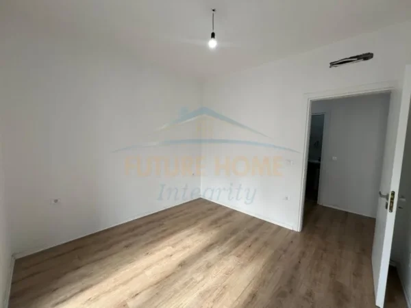 Shitet, Apartament 1+1, Rezidenca Erli,Porcelan 135.000 €