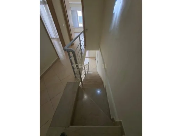 Tirane, shitet apartament duplex 3+1+Aneks+Ballkon Kati 1, 160 m² 280.000 € (Kodra e Diellit)