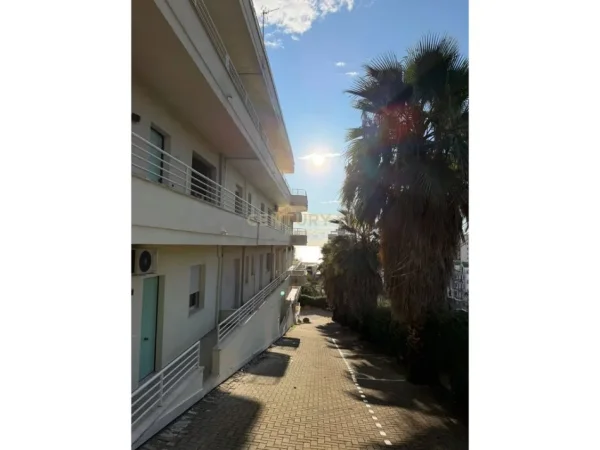 Durres, shitet apartament 1+1 Kati 1, 56 m² 77.000 € (Shkembi i Kavajes)