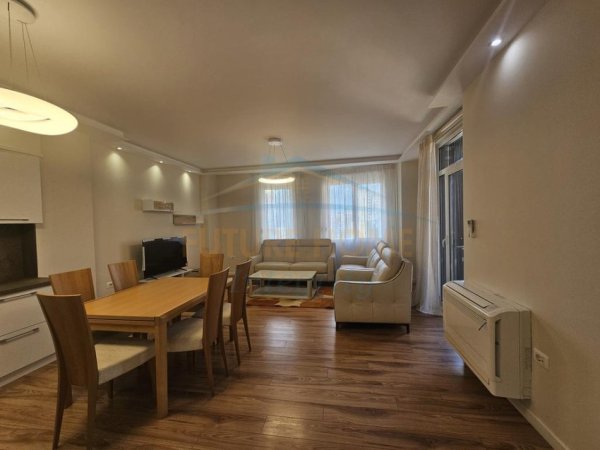 Tirane, jap me qera apartament 2+1+Ballkon Kati 5, 119 m² 1.200 € (PRANE TOPTANIT)