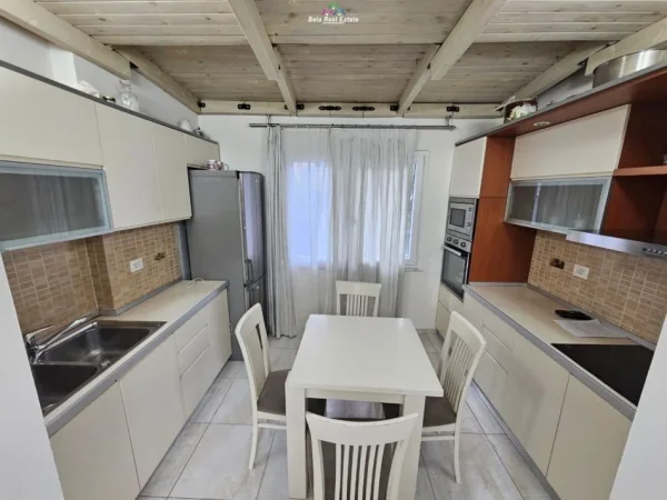 Tirane, jepet me qera apartament 2+1 Kati 2, 80 m² 600 € (rruga e elbasanit)