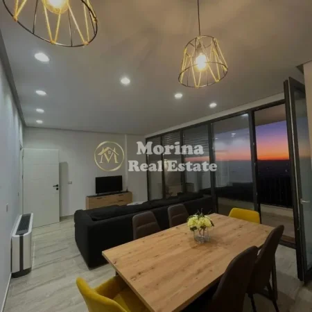 Tirane, jepet me qera apartament 2+1+Ballkon Kati 2, 120 m² 500 € (Panorama, Residence Villa, Linze)