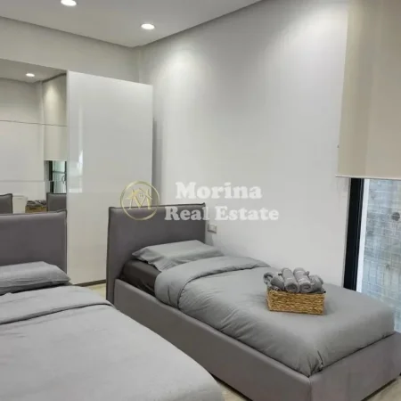 Tirane, jepet me qera apartament 2+1+Ballkon Kati 2, 120 m² 500 € (Panorama, Residence Villa, Linze)