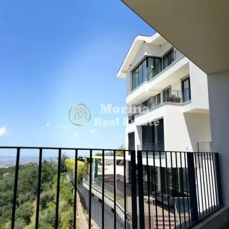 Tirane, jepet me qera apartament 2+1+Ballkon Kati 2, 120 m² 500 € (Panorama, Residence Villa, Linze)