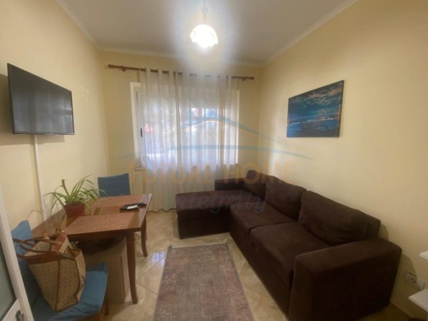Qera, Apartament 1+1, Myslym Shyri,  550 €