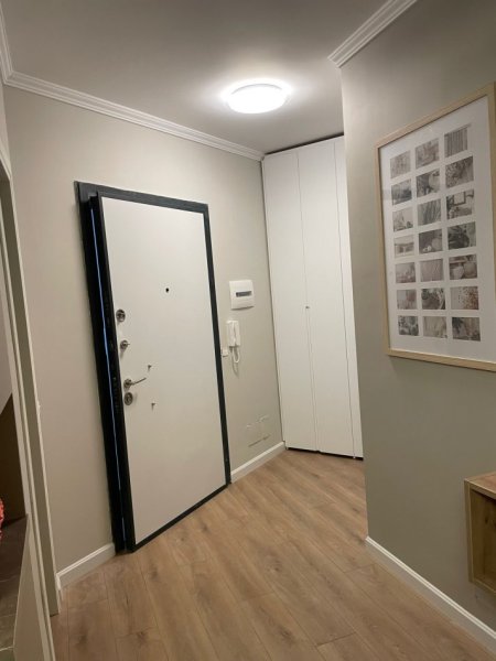 Tirane, jepet me qera apartament 2+1 Kati 7, 77 m² 500 € (YZBERISHT)