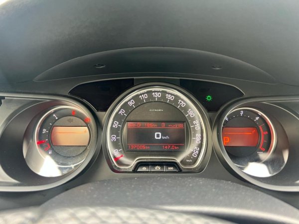 Tirane, shes makine Citroen C5 Nafte, e zeze automatik Kondicioner 3.000 €