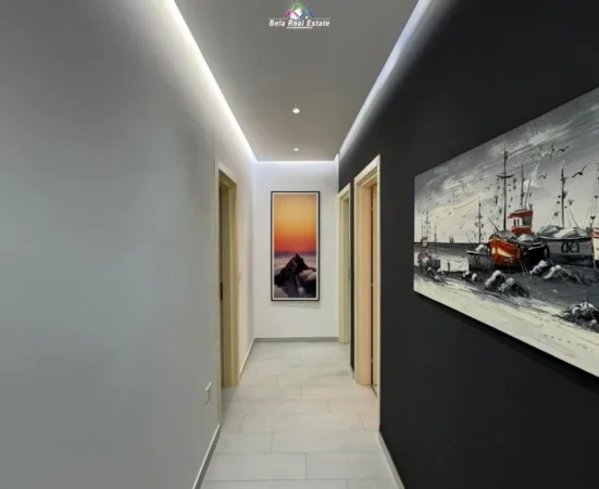 Tirane, jepet me qera apartament 2+1 Kati 2, 110 m² 750 € (ali demi)