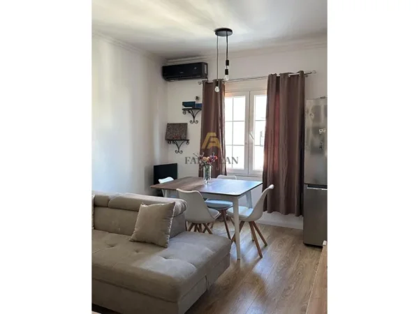 Tirane, shitet apartament 1+1 Kati 5, 69 m² 155.000 € (Myslym Shyr)