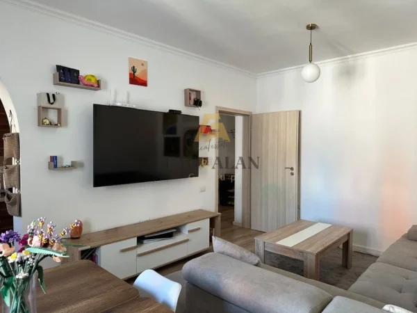 Tirane, shitet apartament 1+1 Kati 5, 69 m² 155.000 € (Myslym Shyr)