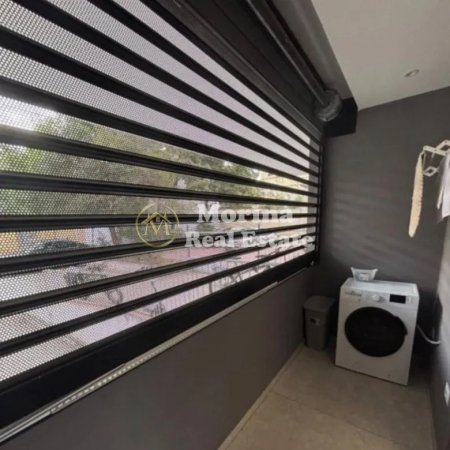 Tirane, jepet me qera apartament 1+1+Ballkon Kati 1, 60 m² 800 € (Bulevardi Zogu I,)