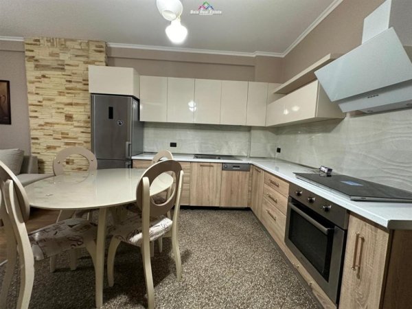 Tirane, shes apartament 2+1 Kati 4, 95 m² 143.000 € (loni ligori)