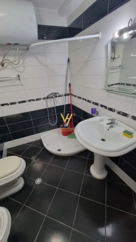 Tirane, jepet me qera apartament 1+1 Kati 5, 70 m² 550 € (DON BOSKO)