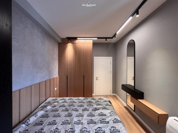 Tirane, shes apartament 1+1+Ballkon Kati 4, 60 m² 160.000 € (bedri karapici)