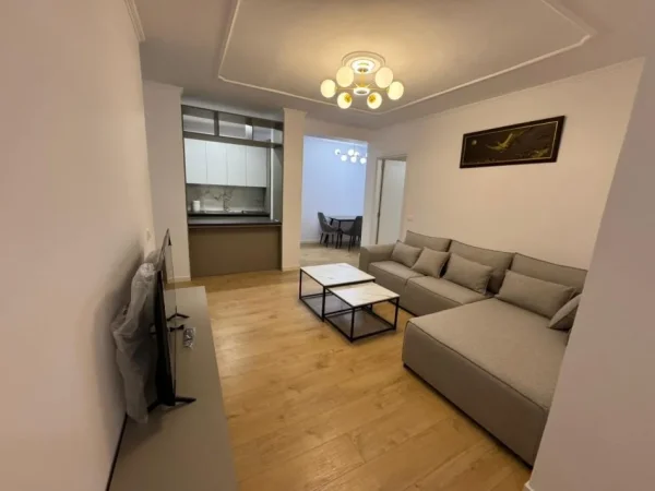 Tirane, shitet 2+1 Kati 7, 96 m² 150.000 € 