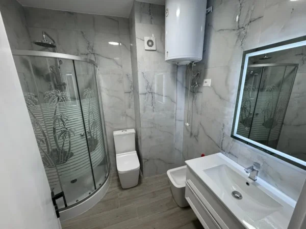 Tirane, shitet 2+1 Kati 7, 96 m² 150.000 € 