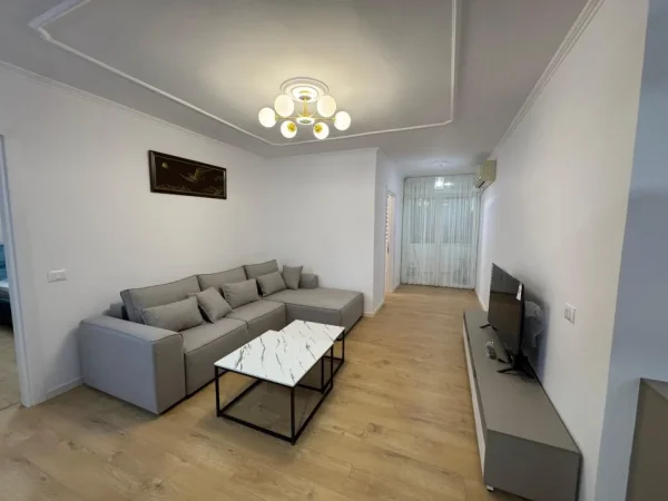 Tirane, shitet apartament 2+1 Kati 7, 95 m² 150.000 € 