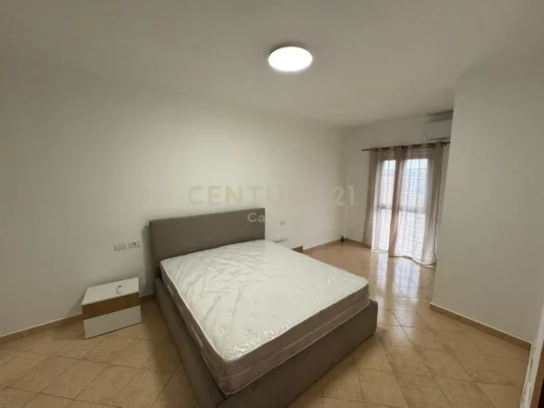 Tirane, jepet me qera apartament 1+1 Kati 5, 69 m² 500 € (Don Bosko)