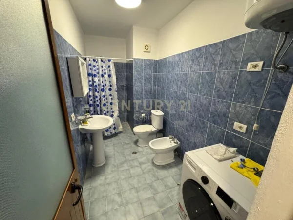 Tirane, jepet me qera apartament 1+1 Kati 5, 69 m² 500 € (Don Bosko)