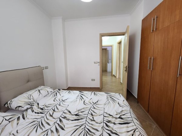 Me Qira Apartament💫: 2+1+1Wc & 1 Ballkone Mundesi Parkimi me Qera || 📍 Qender ,Rruga Fortuzi || 720€/Muaj