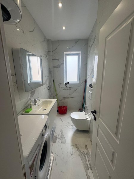 Tirane, jepet me qera apartament 1+1 Kati 4, 50 m² 550 € (STACIONI I TRENIT)