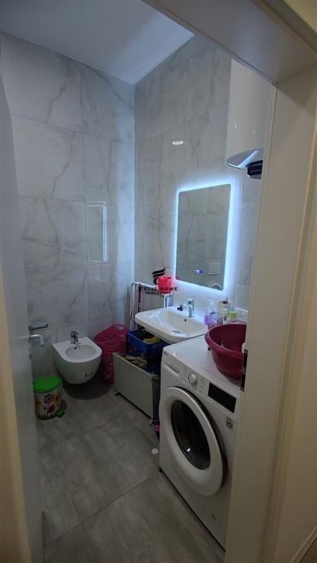 Tirane, shitet apartament 2+1 Kati 3, 99 m² 175.000 € (ALI DEMI)